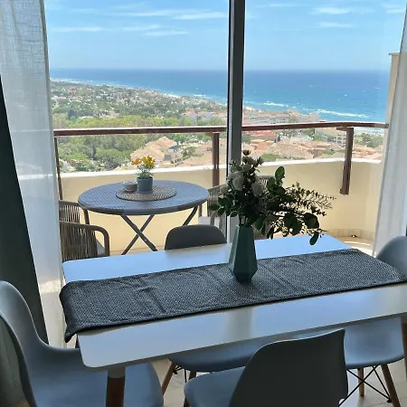 Apartment Sea View By Laura Marbella